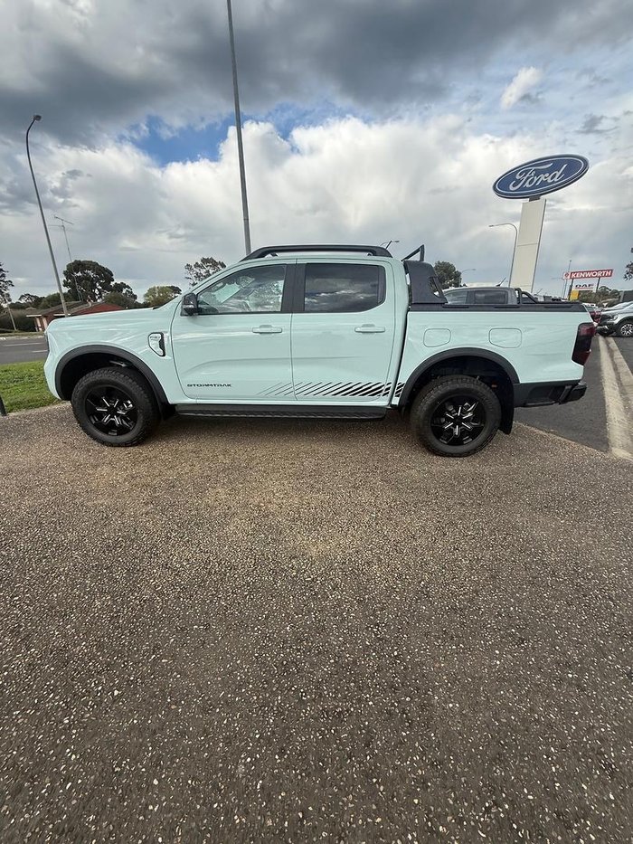 2025 Ford Ranger PHEV Stormtrak