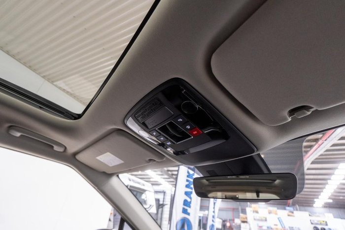 2024 Kia Carnival GT-Line Lite