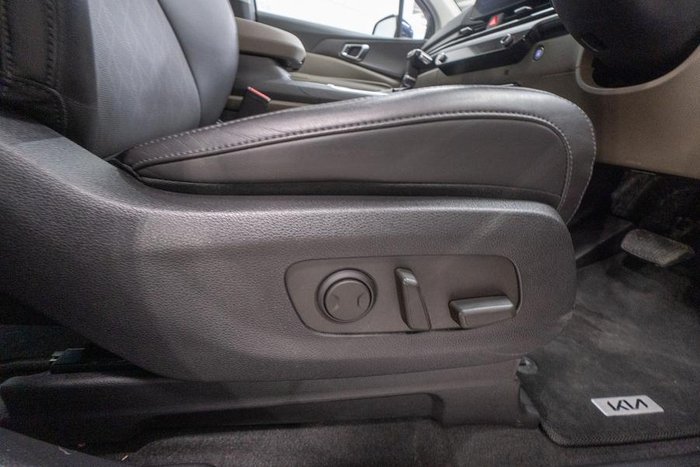 2024 Kia Carnival GT-Line Lite