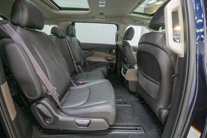 2024 Kia Carnival GT-Line Lite
