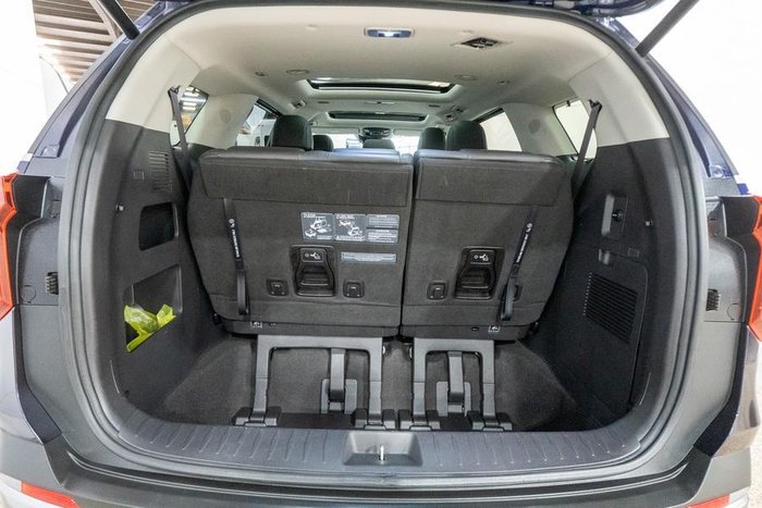 2024 Kia Carnival GT-Line Lite