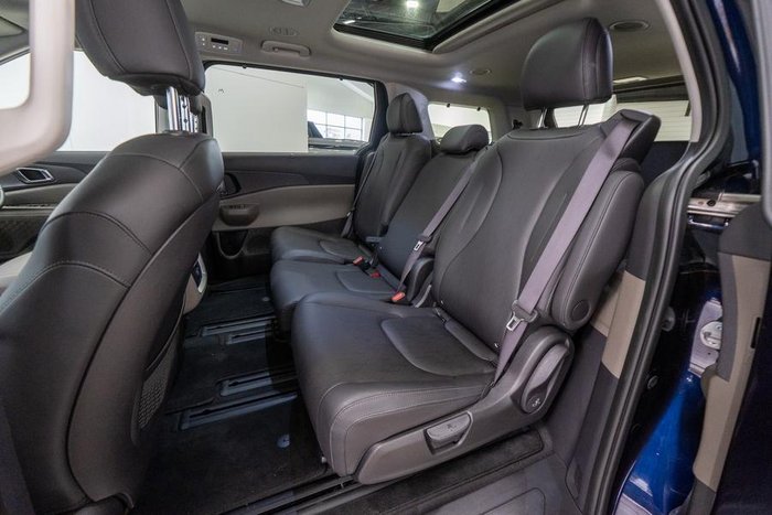 2024 Kia Carnival GT-Line Lite