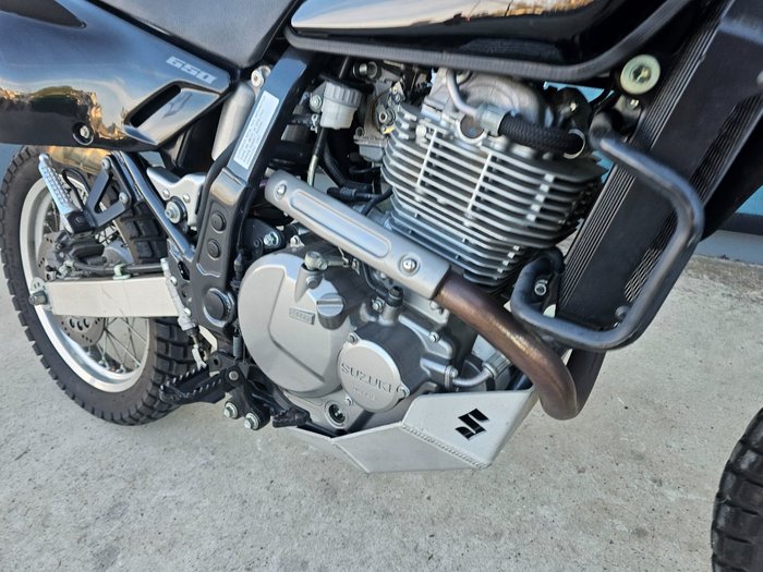 2018 Suzuki DR650SE Black