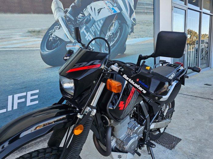 2018 Suzuki DR650SE Black