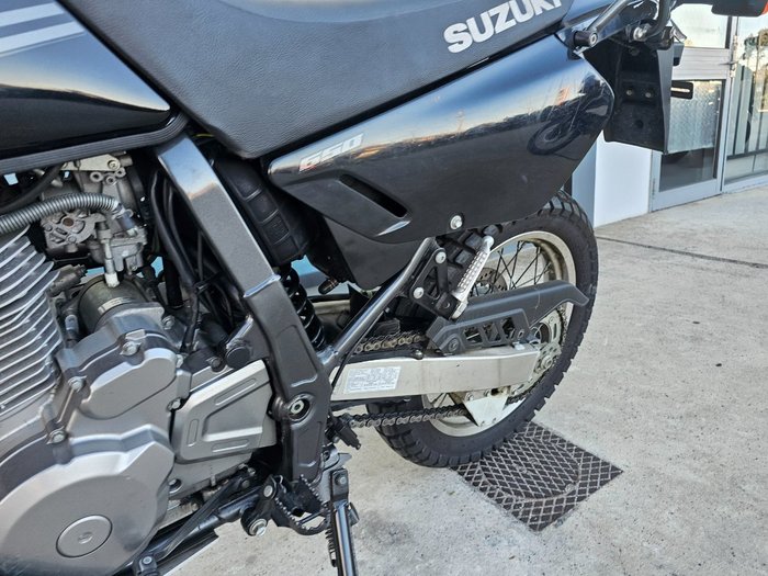 2018 Suzuki DR650SE Black