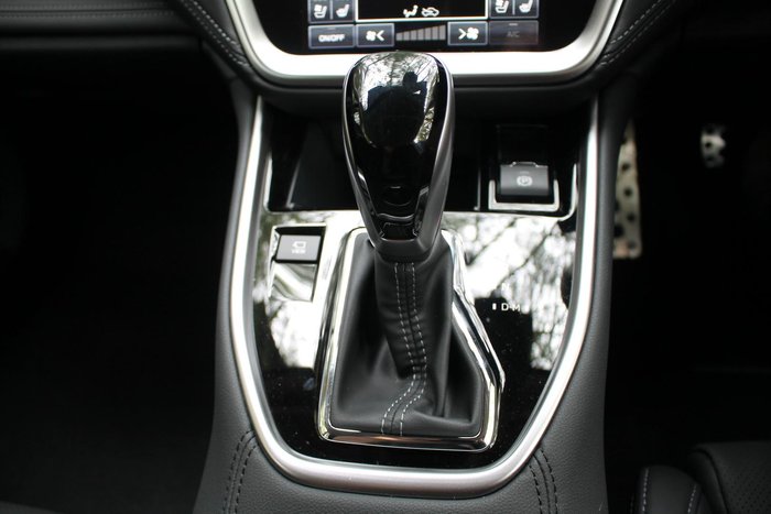 2025 Subaru Outback AWD Touring