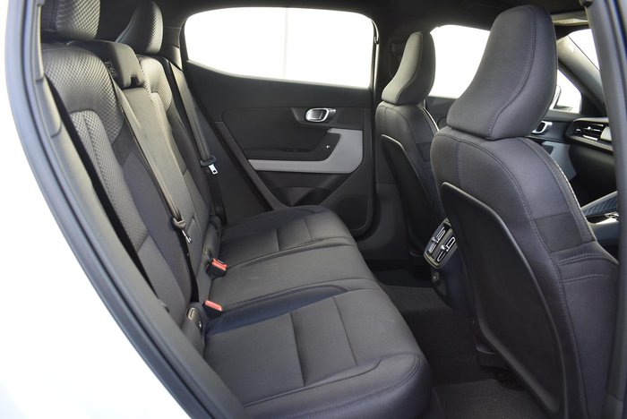 2023 Polestar 2 Standard range Single motor MY23 Snow