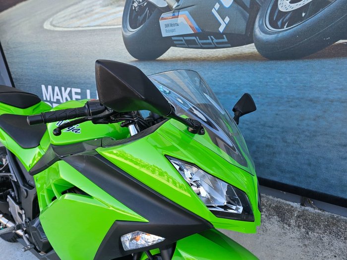 2013 Kawasaki NINJA 300 Green