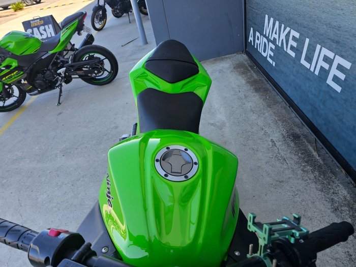 2013 Kawasaki NINJA 300 Green