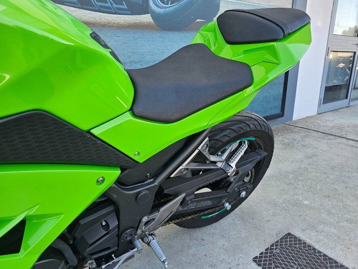 2013 Kawasaki NINJA 300 Green