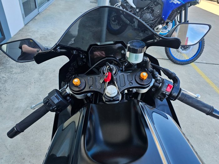 2022 Yamaha YZF-R7LA Black
