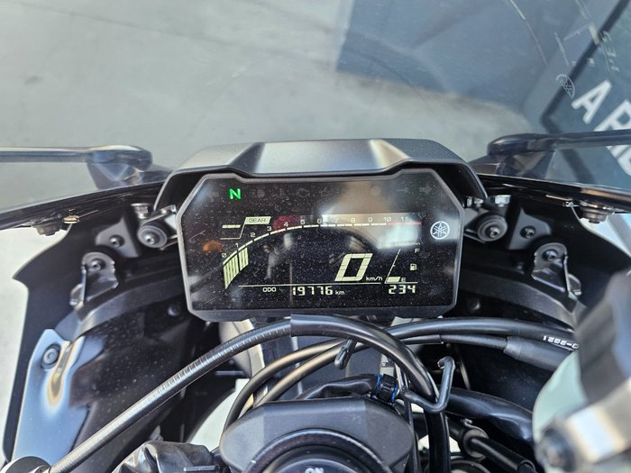 2022 Yamaha YZF-R7LA Black