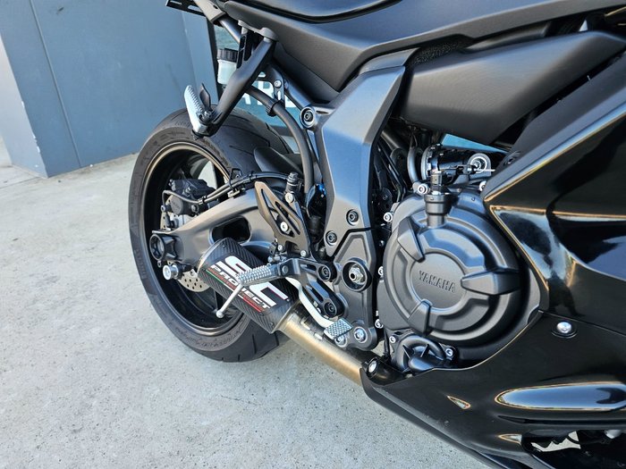 2022 Yamaha YZF-R7LA Black