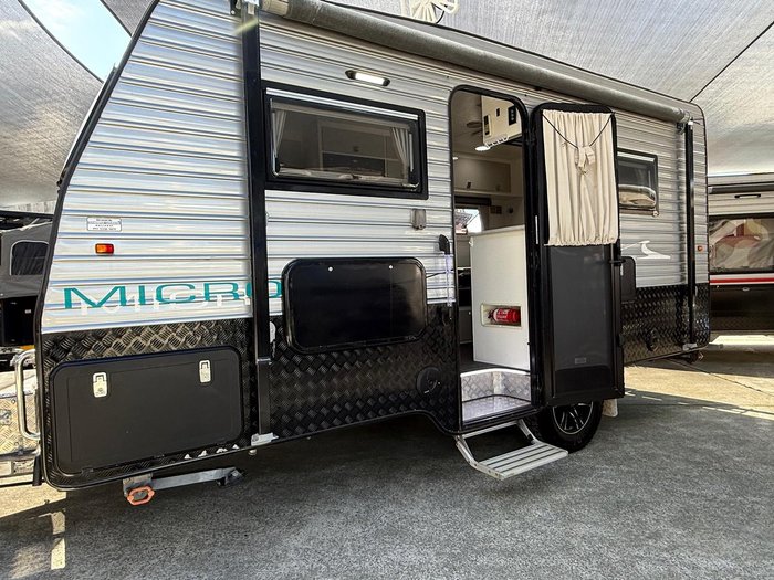 2016 Paramount Micro