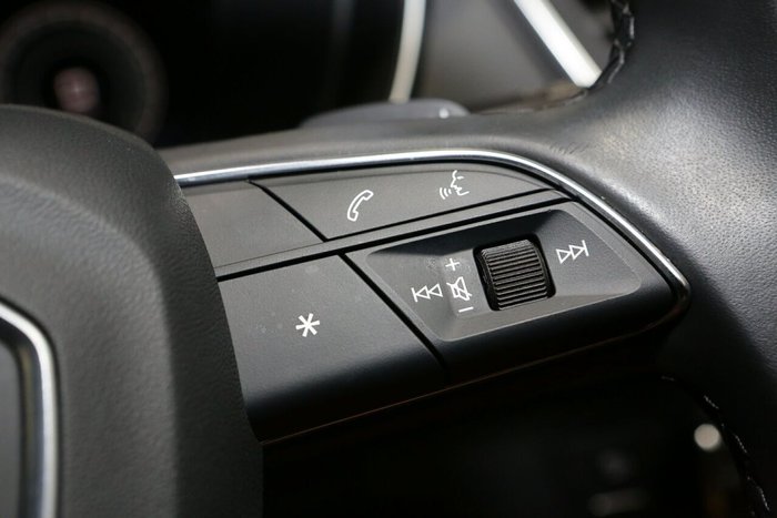 2023 Audi Q5 45 TFSI Dynamic Black