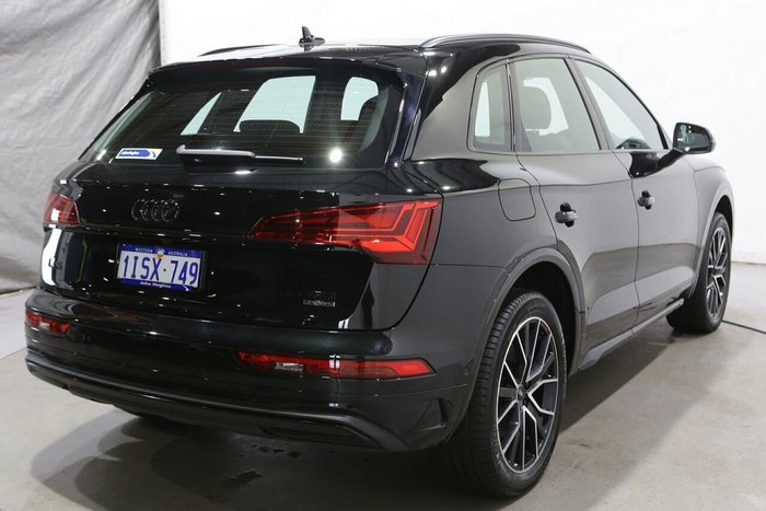 2023 Audi Q5 45 TFSI Dynamic Black
