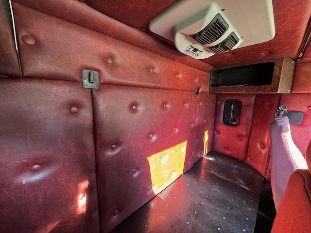 2010 Kenworth T402 It Bunk, Cummins Isx, 465K Kms On Crate Motor, 18Sp