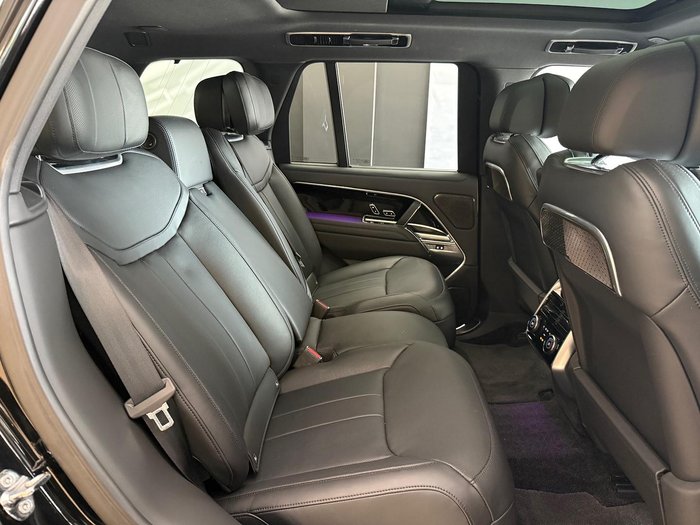2024 Land Rover Range Rover P530 Autobiography