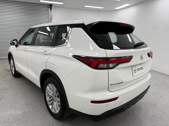 2022 Mitsubishi Outlander ES ZM MY22.5 White