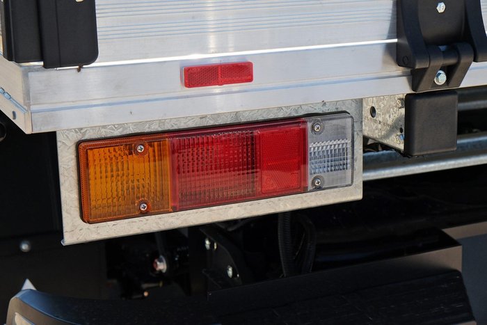 2025 Mitsubishi Triton GLX