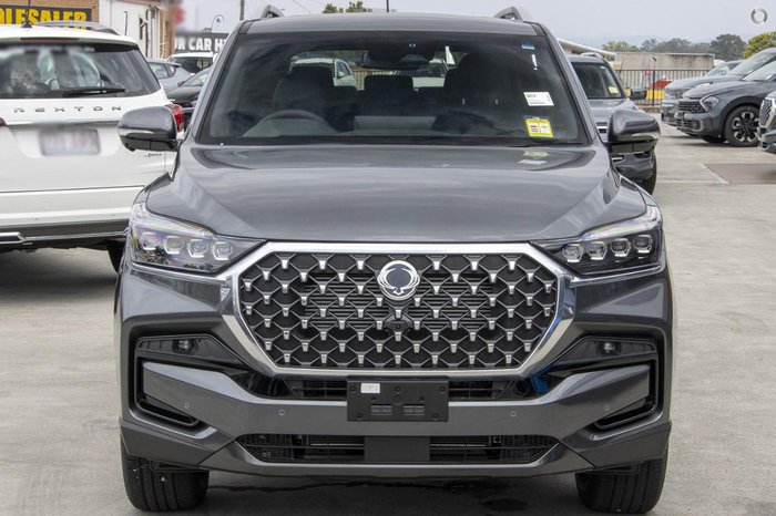 2025 KGM Rexton