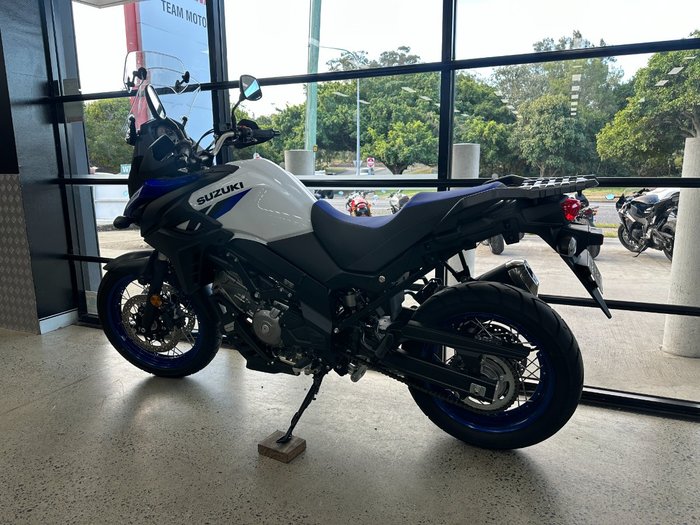 2024 Suzuki V-STROM 650XT (DL650XA) BLUE