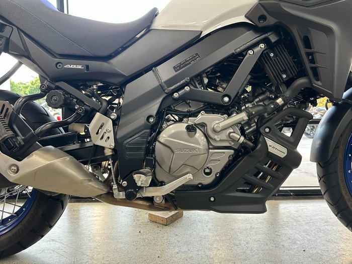 2024 Suzuki V-STROM 650XT (DL650XA) BLUE
