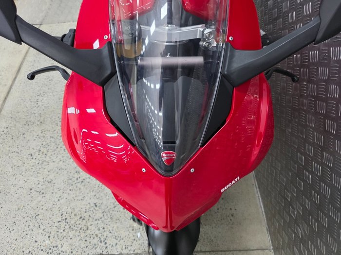 2021 DUCATI PANIGALE V2 RED