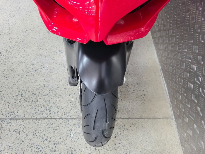 2021 DUCATI PANIGALE V2 RED