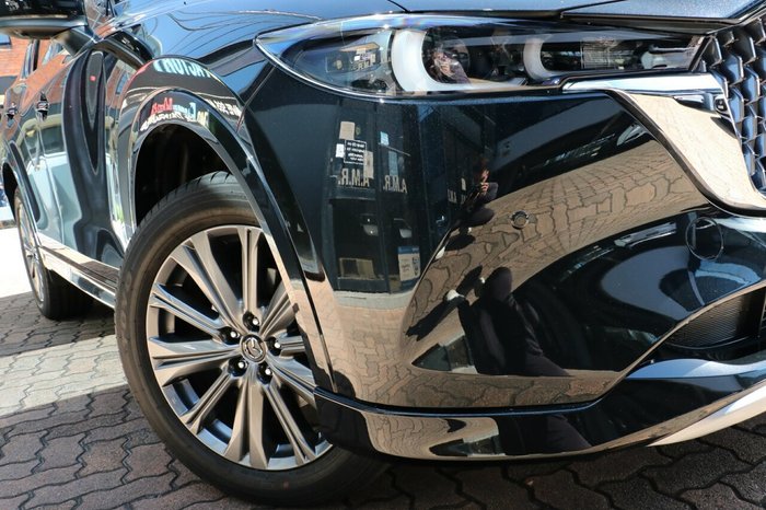 2025 Mazda CX-5 G25 Akera