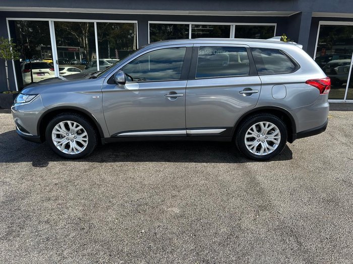 2020 Mitsubishi Outlander ES ZL MY21 Titanium
