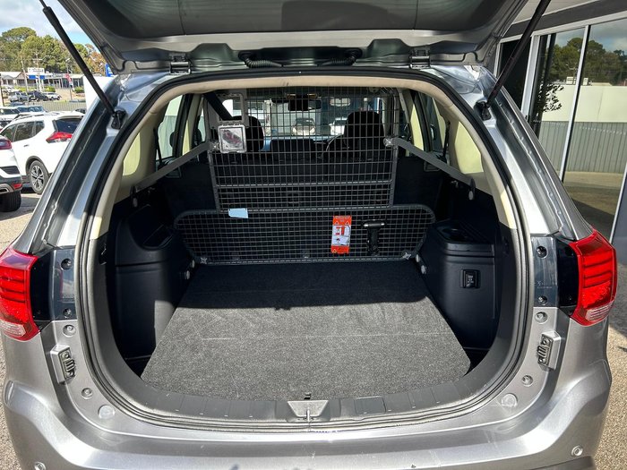 2020 Mitsubishi Outlander ES ZL MY21 Titanium