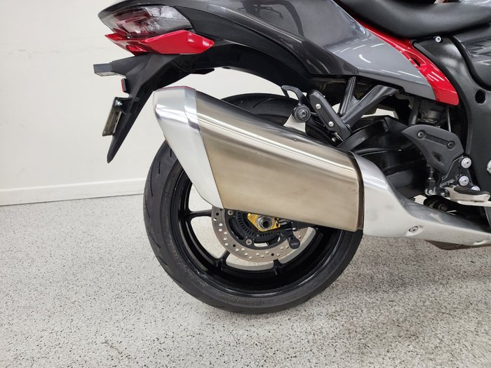 2022 Suzuki GSX1300 (HAYABUSA) silver