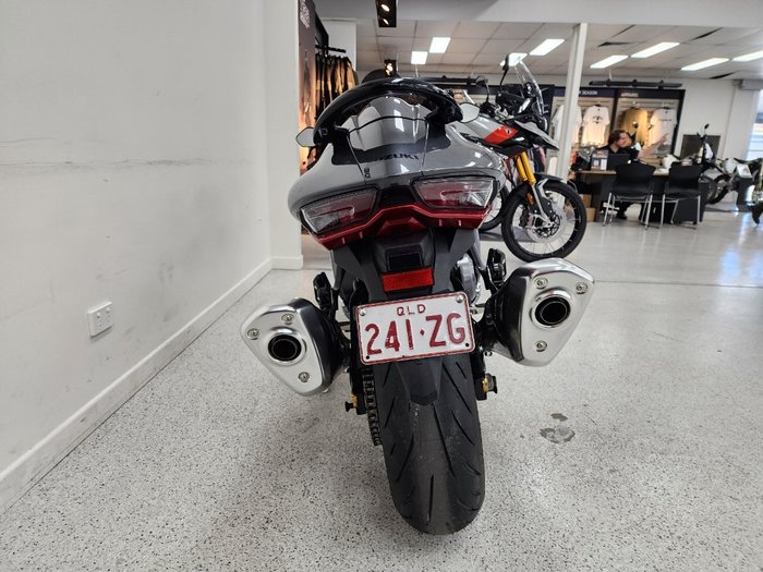 2022 Suzuki GSX1300 (HAYABUSA) silver