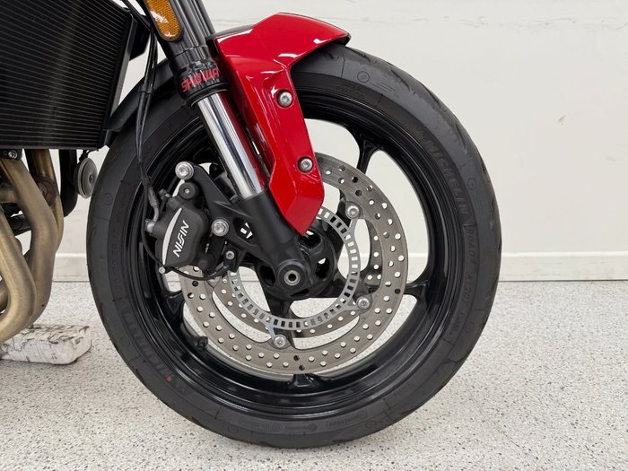 2025 Triumph 2025 Triumph 660CC TRIDENT FP Red