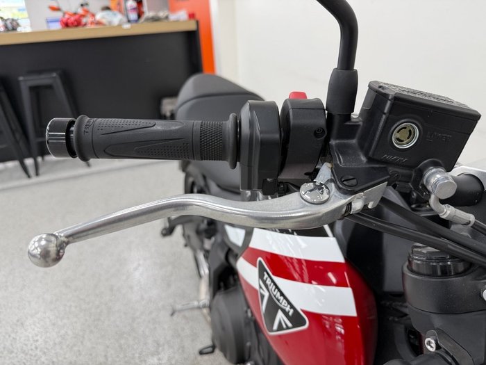 2025 Triumph 2025 Triumph 660CC TRIDENT FP Red