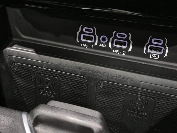 2024 RAM 1500 Laramie Sport Hurricane SO RamBox DT MY25 4X4 Dual Range Bright White