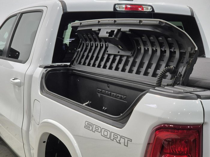 2024 RAM 1500 Laramie Sport Hurricane SO RamBox DT MY25 4X4 Dual Range Bright White