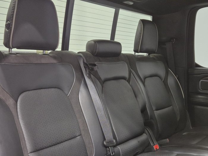 2024 RAM 1500 Laramie Sport Hurricane SO RamBox DT MY25 4X4 Dual Range Bright White