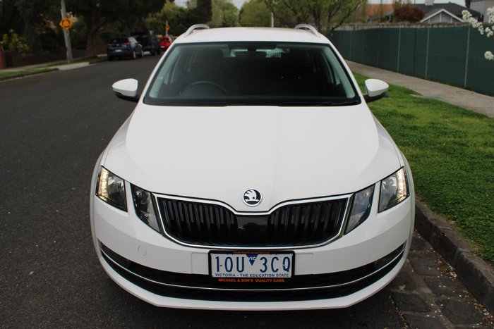 2019 SKODA Octavia 110TSI NE MY19 Moon White