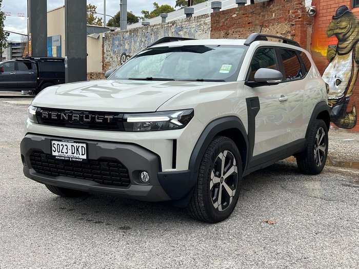 2025 Renault Duster Techno