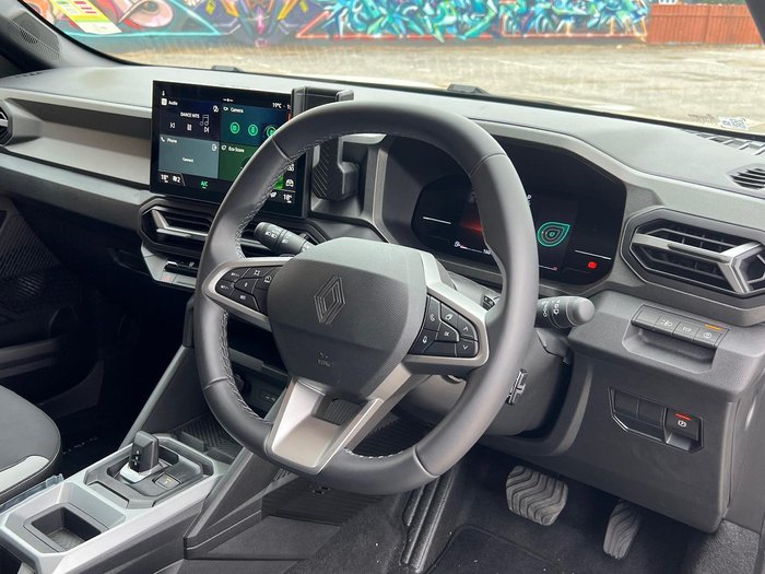 2025 Renault Duster Techno