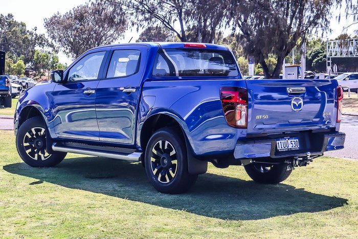 2025 Mazda BT-50 GT