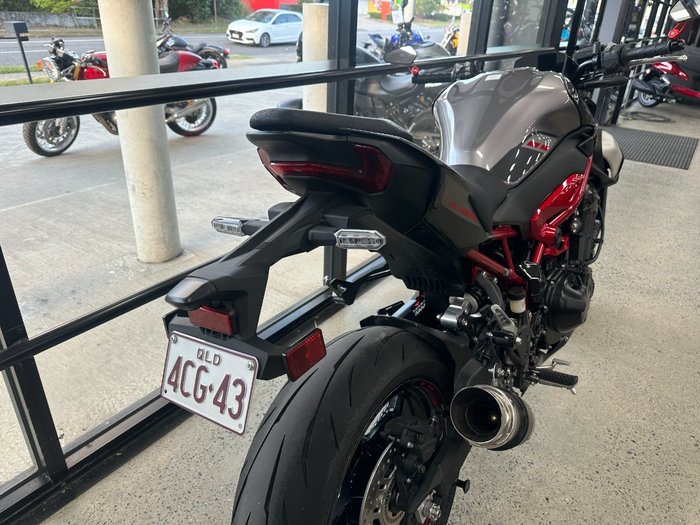 2025 Kawasaki Z900 (ZR900) BLACK