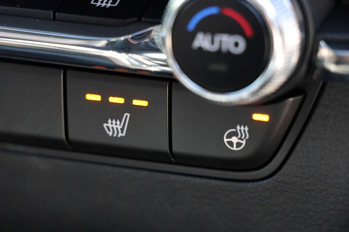 2025 Mazda 3 G25 Astina