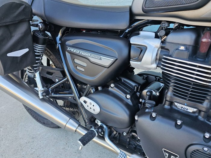 2023 Triumph BONNEVILLE SPEED TWIN GREY