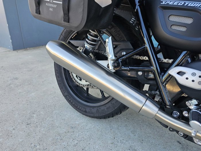 2023 Triumph BONNEVILLE SPEED TWIN GREY