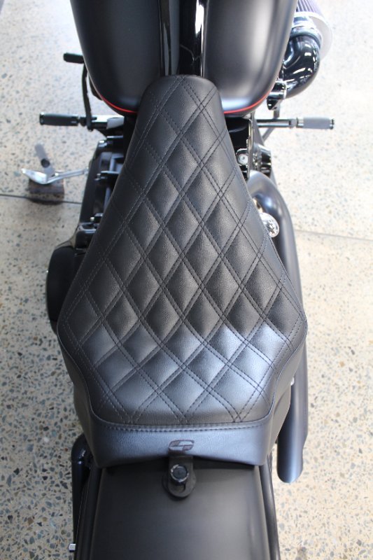 2011 Harley-davidson FXS BLACKLINE BLACK