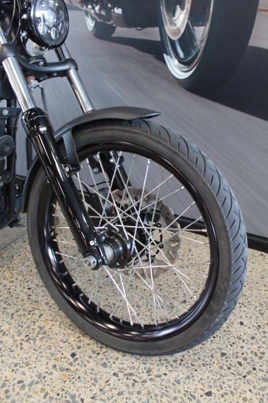 2011 Harley-davidson FXS BLACKLINE BLACK