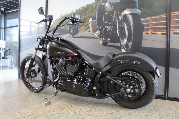 2011 Harley-davidson FXS BLACKLINE BLACK